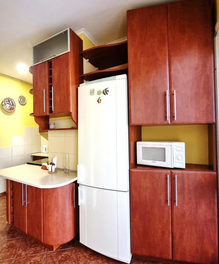 Cozy Apartment Lviv Exterior foto